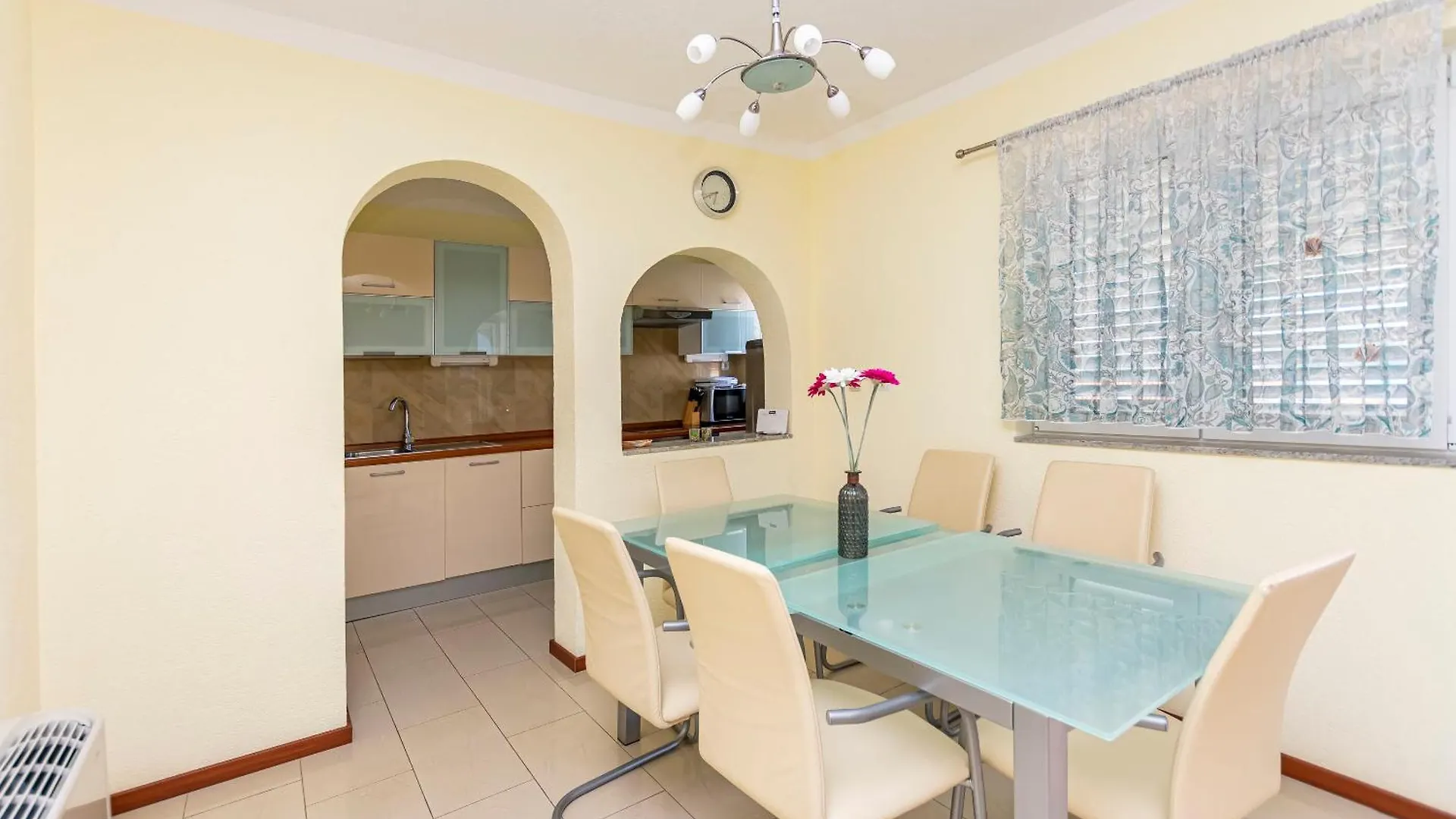 Villa Urban Trogir 0*,